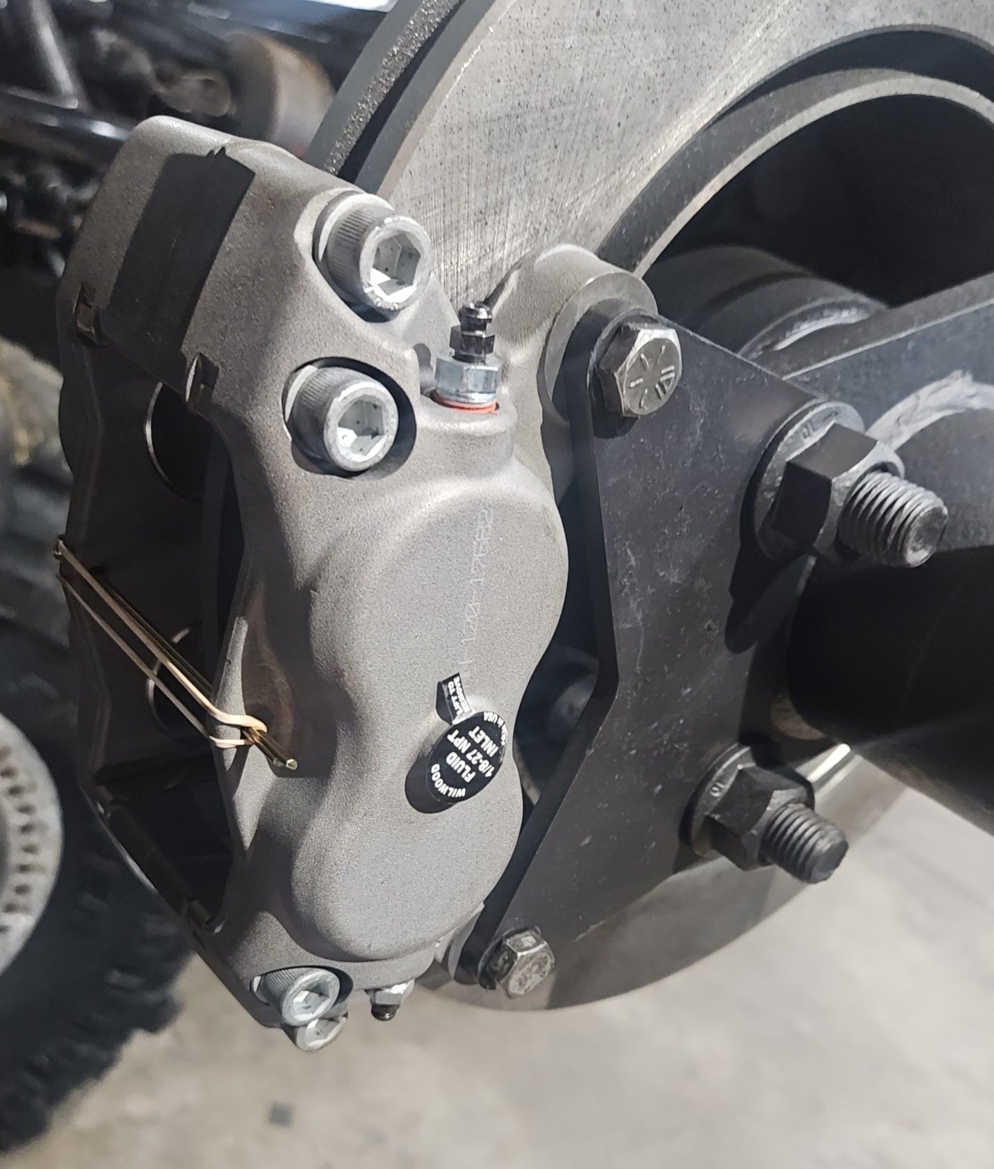 99-06 14 Bolt Lightweight brake kit Bolt on